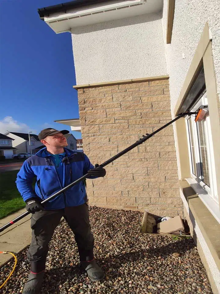 Cleaning Windows 4
